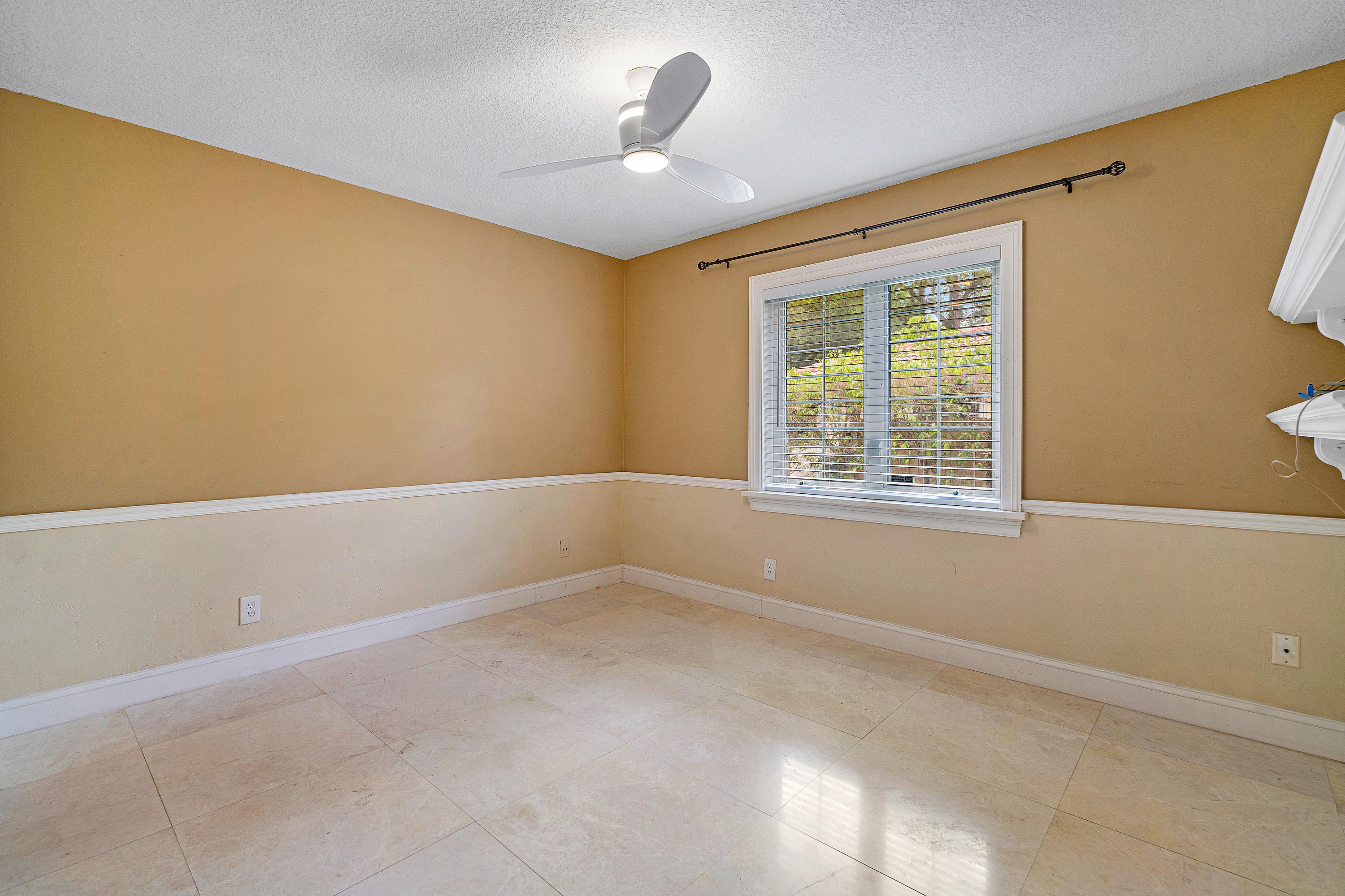 20777 Soneto Drive Boca Raton, FL 33433 - Photo 17 of 28 017-20777SonetoDr-BocaRaton-FL-full