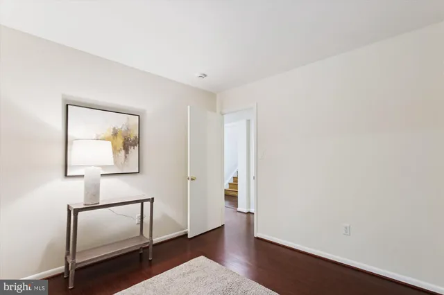 $959,000 | 11221 South Shore Road, Reston, VA 20190