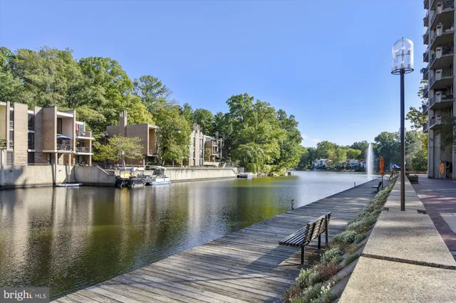 $959,000 | 11221 South Shore Road, Reston, VA 20190