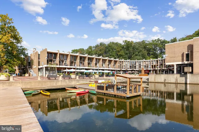 $959,000 | 11221 South Shore Road, Reston, VA 20190