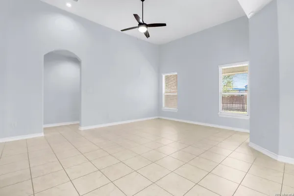 $2,800 | 8718 Kallison Arbor, San Antonio, TX 78254