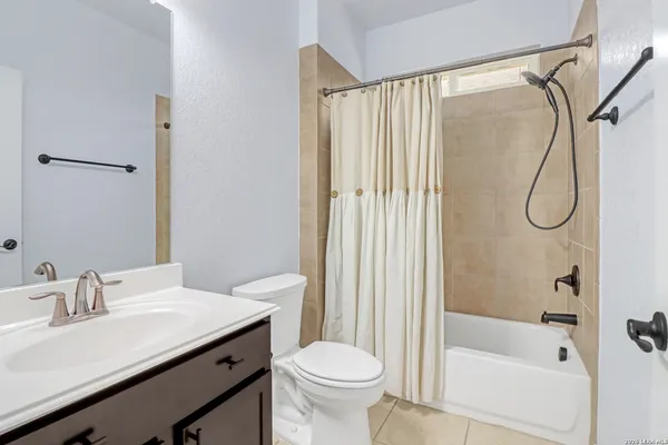 $2,800 | 8718 Kallison Arbor, San Antonio, TX 78254