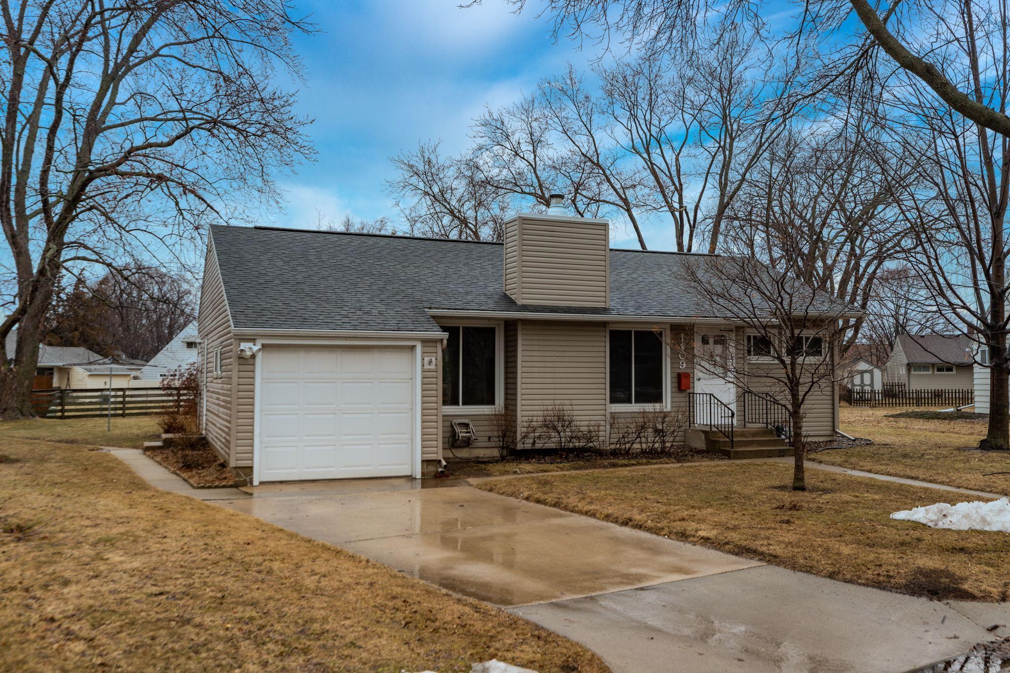 1409 Berkman Rochester, MN 55904 - Photo 2 of 34