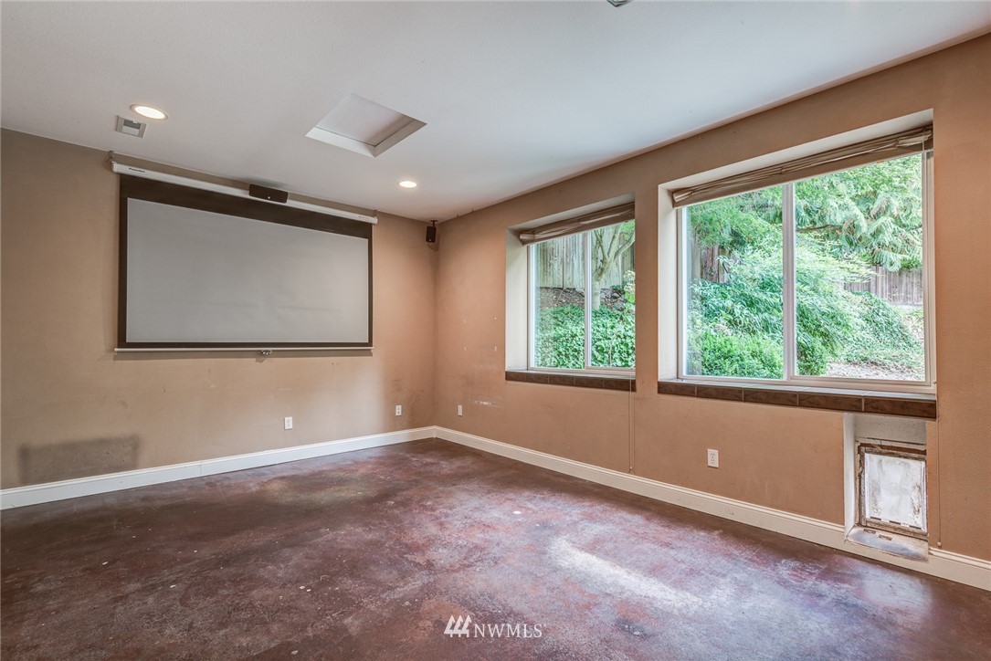 2633 189th Street Southeast Bothell, WA 98012 - Photo 13 of 35 a view of an empty room with a window
