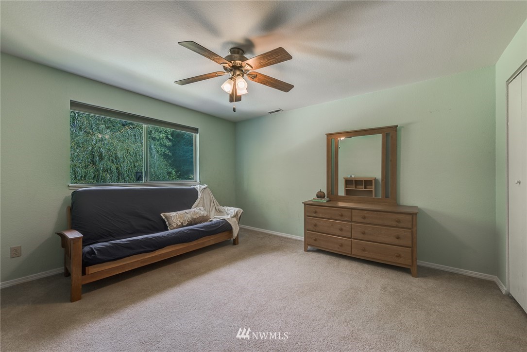 2633 189th Street Southeast Bothell, WA 98012 - Photo 21 of 35 a living room with furniture