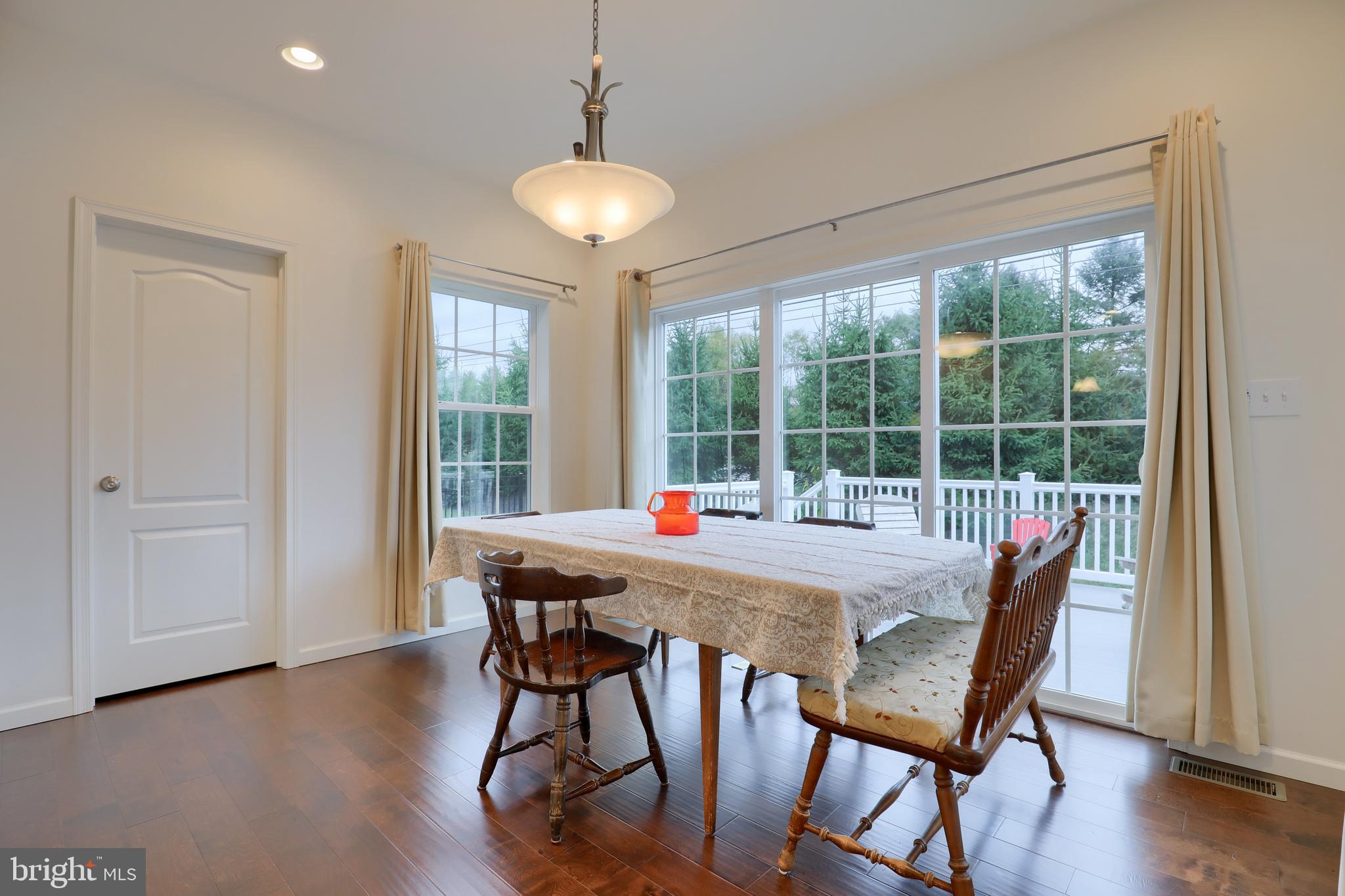 648 Warminster Lane Lititz, PA 17543 - Photo 17 of 38 Gallery Image 17