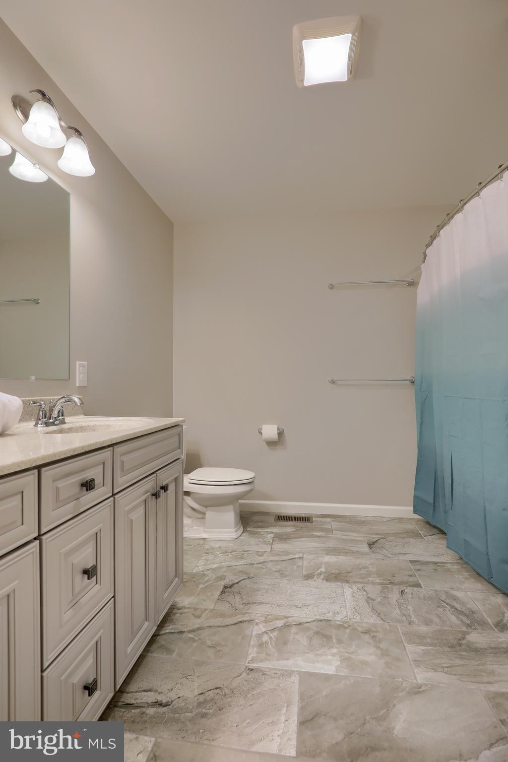 648 Warminster Lane Lititz, PA 17543 - Photo 28 of 38 Gallery Image 28