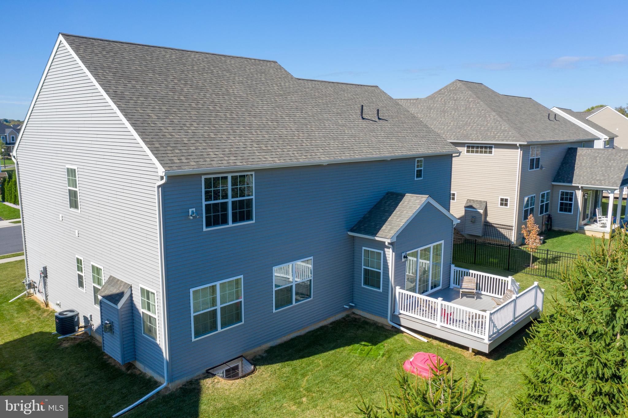 648 Warminster Lane Lititz, PA 17543 - Photo 34 of 38 Gallery Image 34