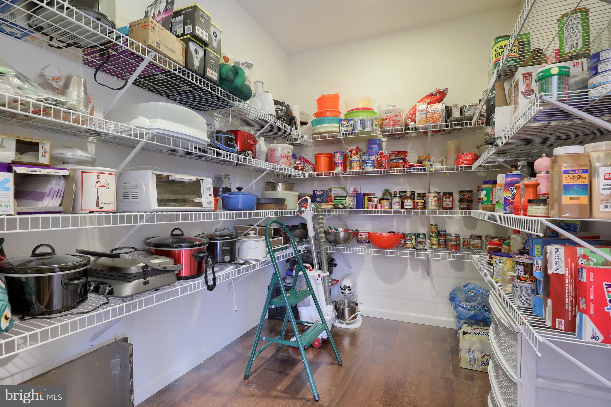 648 Warminster Lane Lititz, PA 17543 - Photo 7 of 38 Gallery Image 7