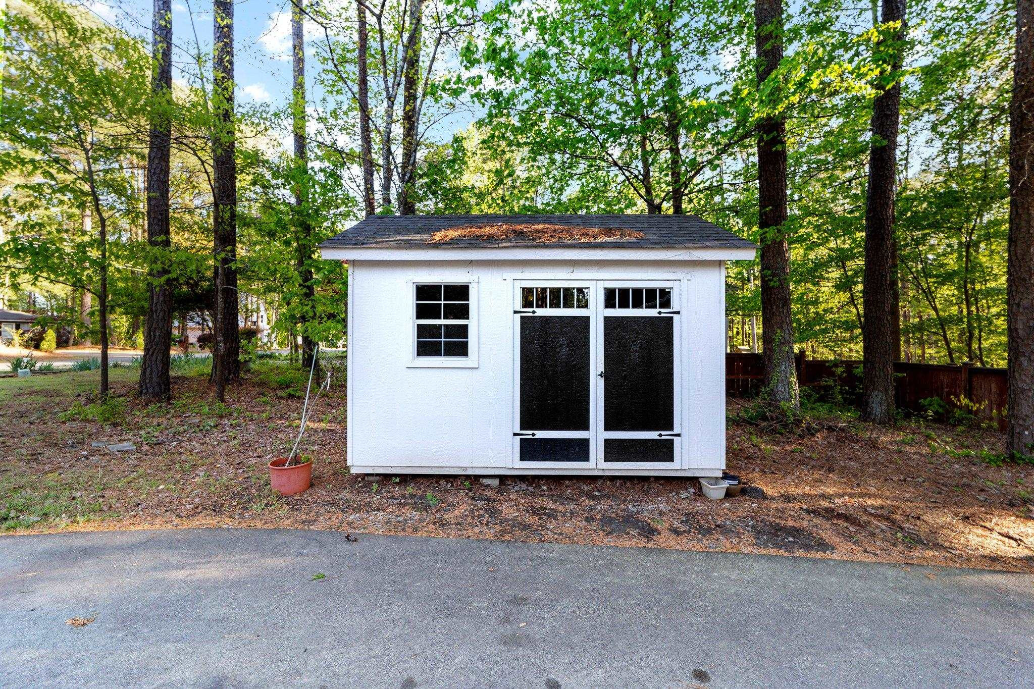 11121 Crestmont Drive Raleigh, NC 27613 - Photo 7 of 36 Photo 7