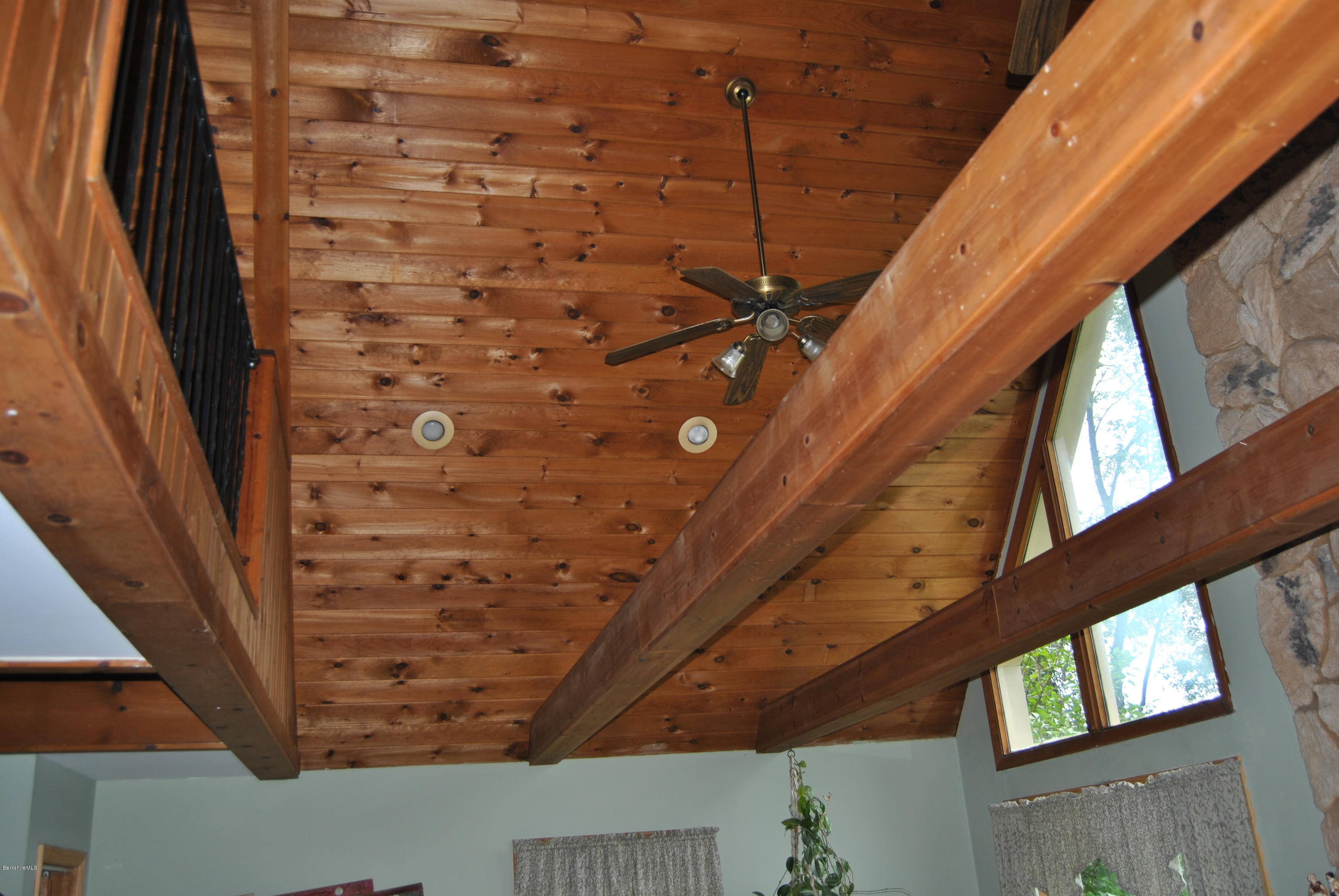 48 Alum Hill Road New Marlborough, MA 01259 - Photo 10 of 19 a view of entryway