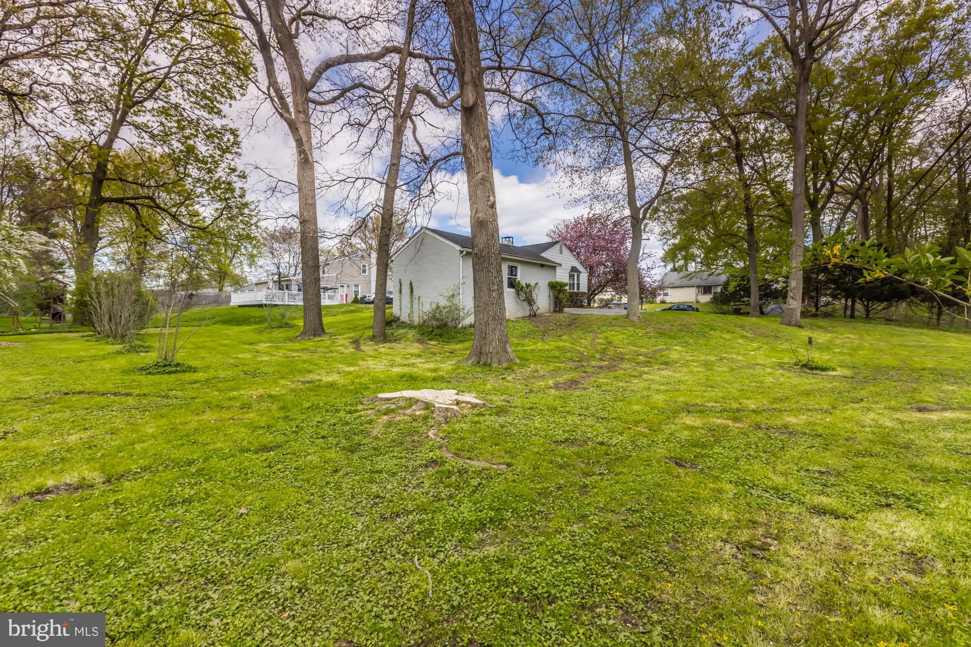 1039 Cardinal Road Audubon, PA 19403 - Photo 40 of 40 Schedule your appointment today!