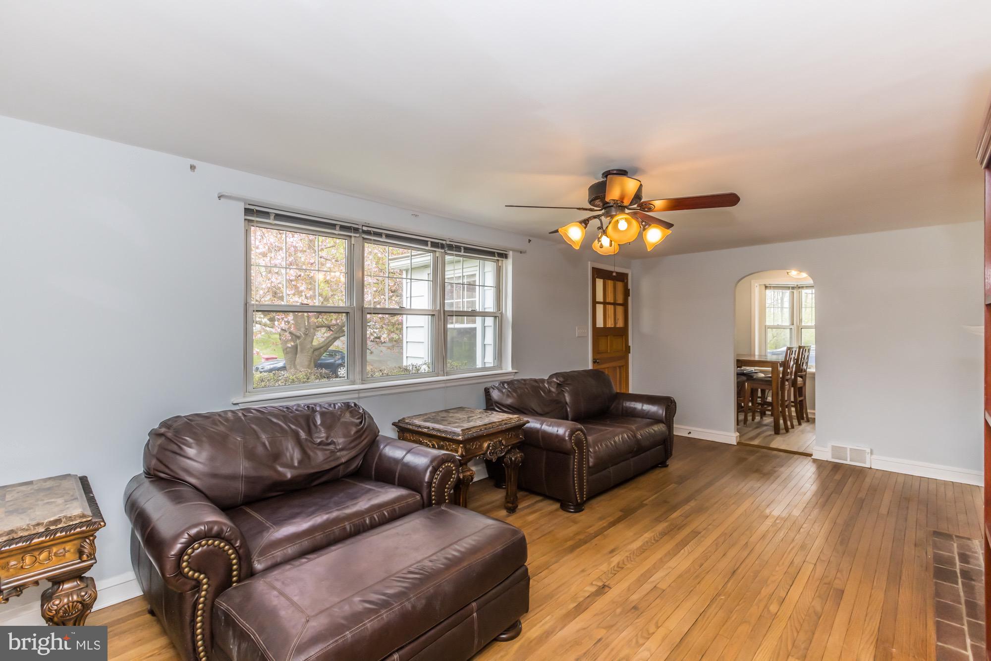 1039 Cardinal Road Audubon, PA 19403 - Photo 7 of 40 Ample Space in Bright Living Room