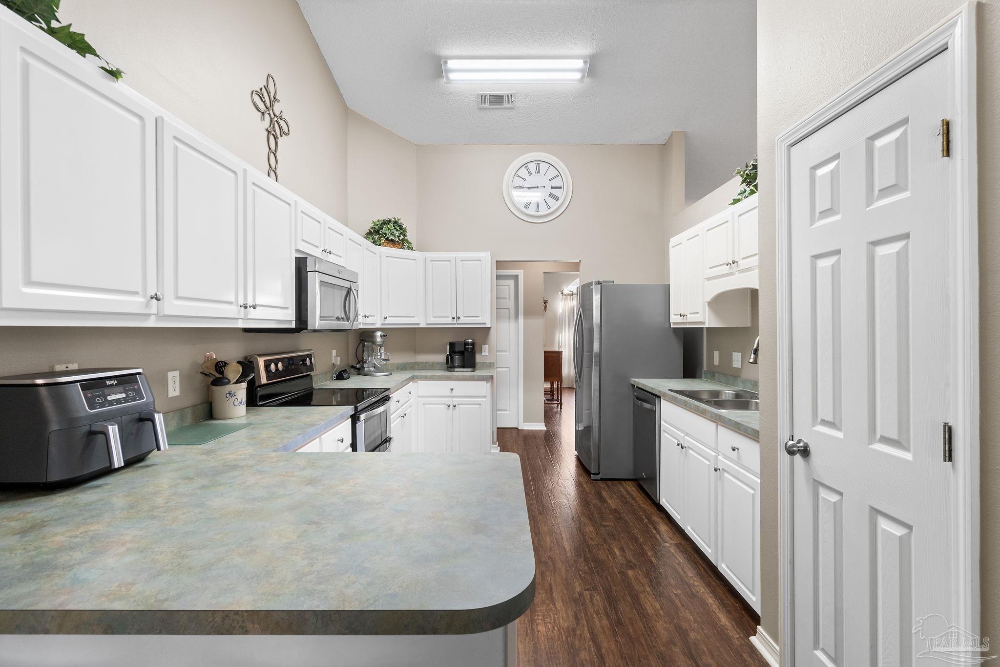 11820 Old Course Road Cantonment, FL 32533 - Photo 12 of 41
