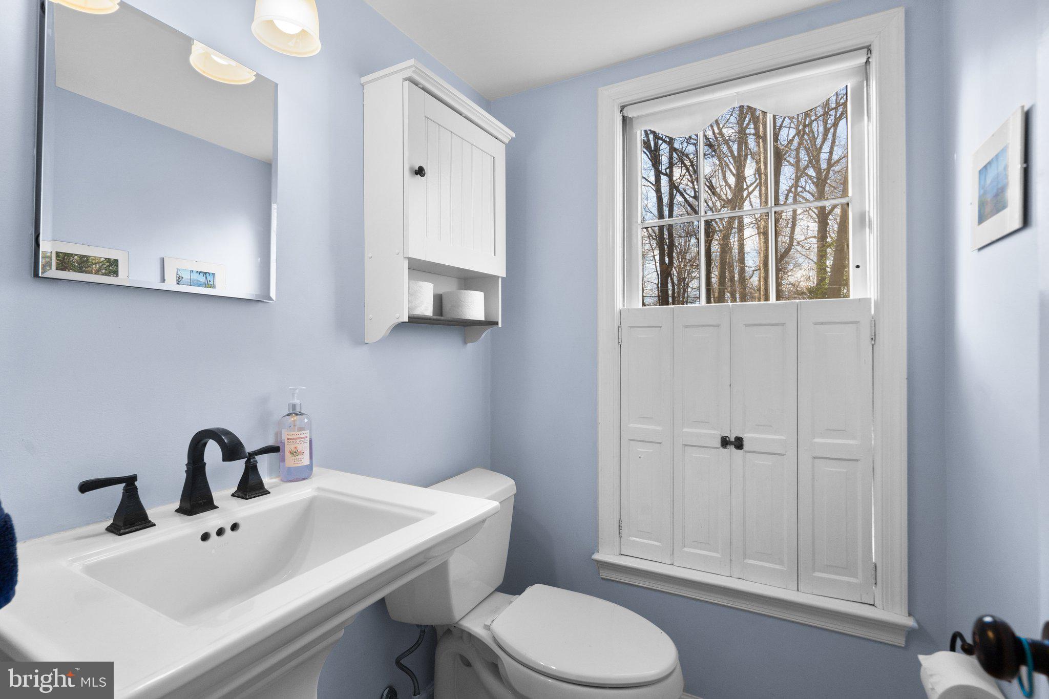 4301 Oaktree Road Rockville, MD 20853 - Photo 21 of 37