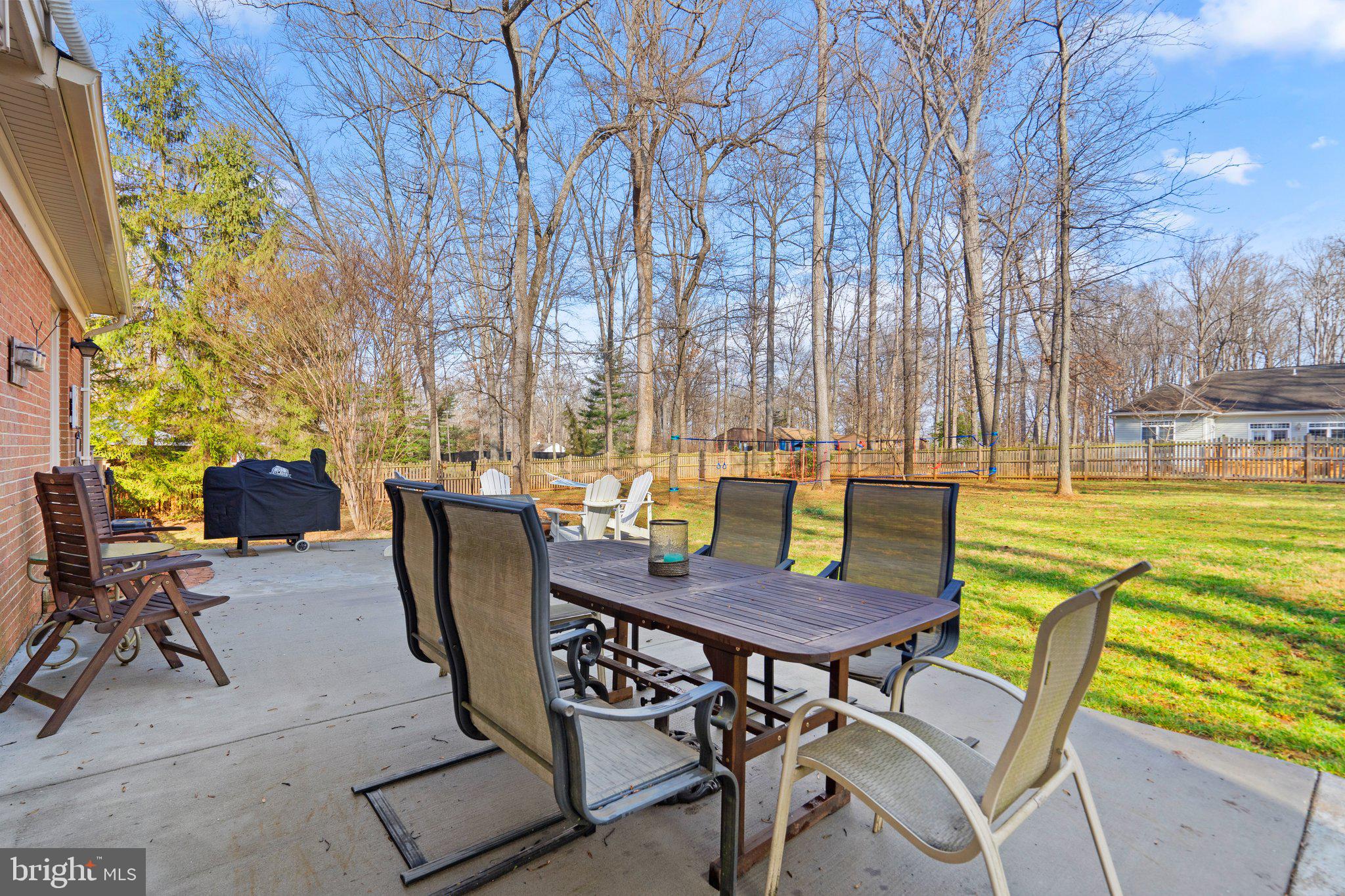 4301 Oaktree Road Rockville, MD 20853 - Photo 32 of 37