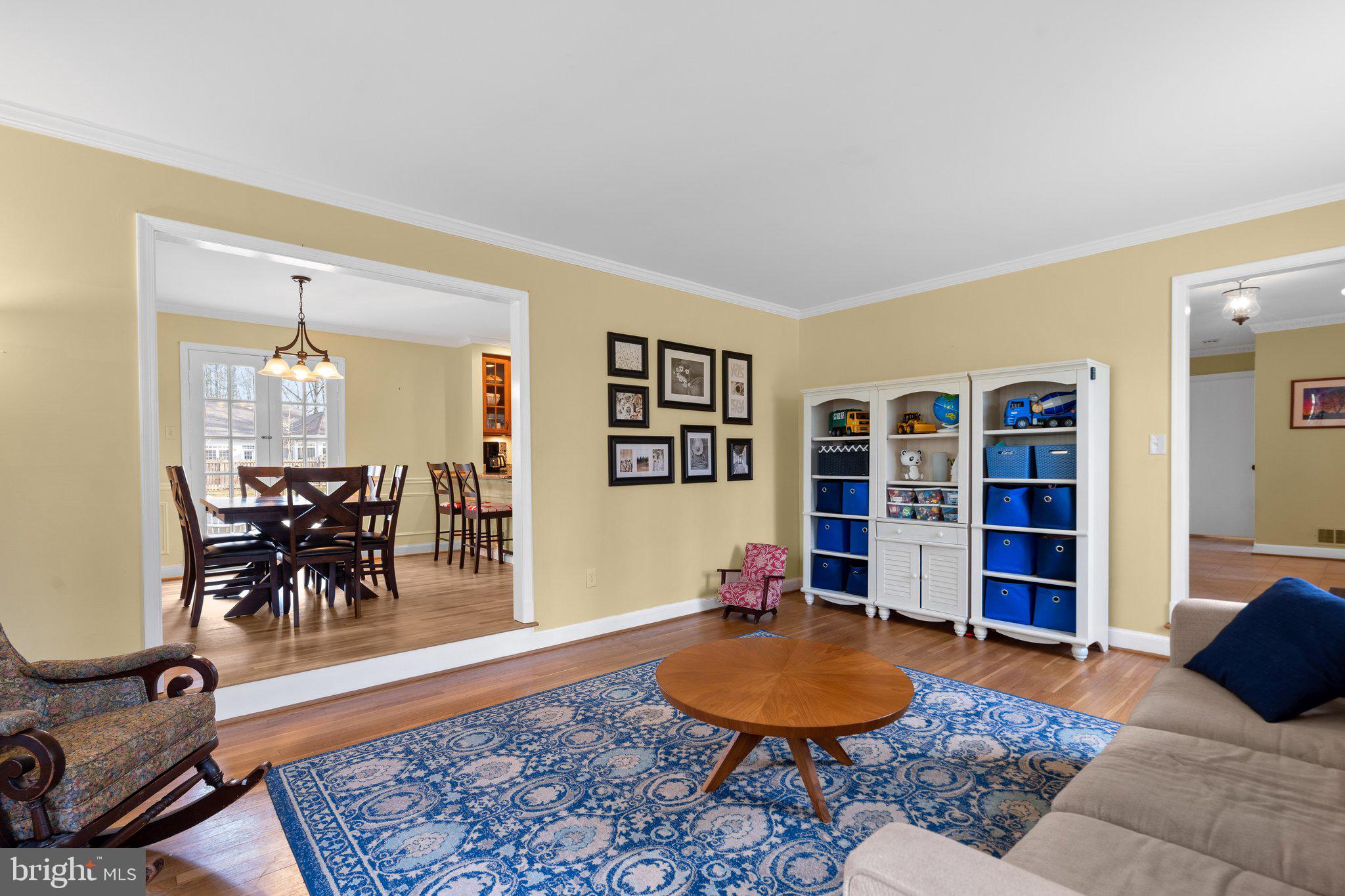 4301 Oaktree Road Rockville, MD 20853 - Photo 5 of 37