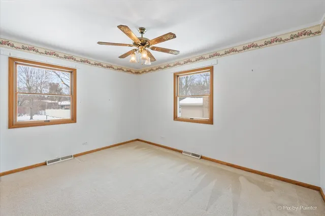 $379,900 | 15530 West Wildwood Court, Libertyville, IL 60048