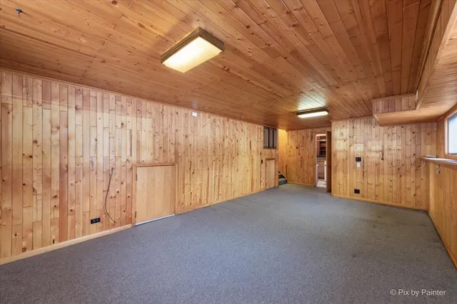 $379,900 | 15530 West Wildwood Court, Libertyville, IL 60048