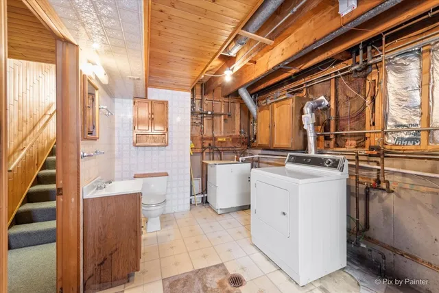 $379,900 | 15530 West Wildwood Court, Libertyville, IL 60048