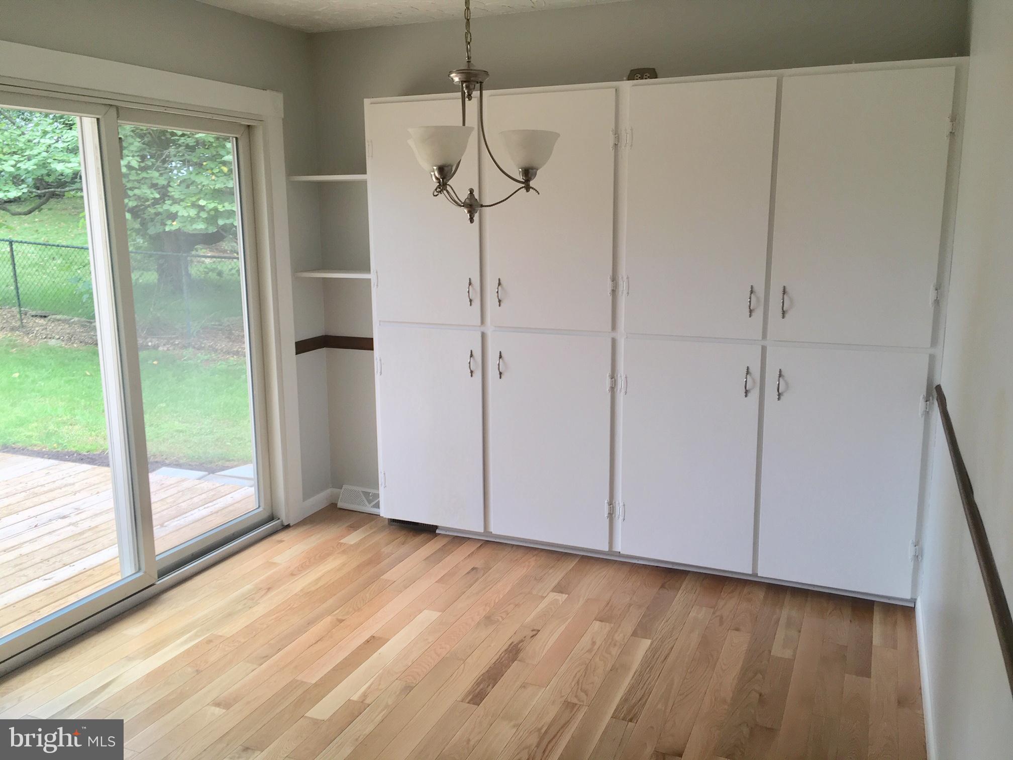 665 Sparton Road York, PA 17403 - Photo 4 of 13 Gallery Image 4