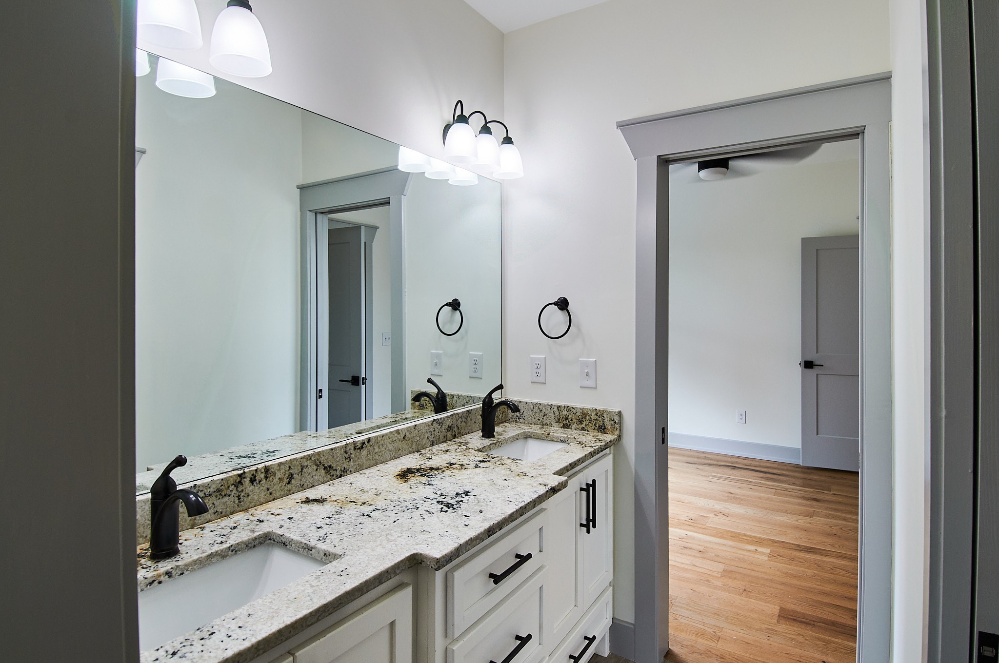 1461 Neelys Bend Road Madison, TN 37115 - Photo 32 of 38 Gallery Image 32