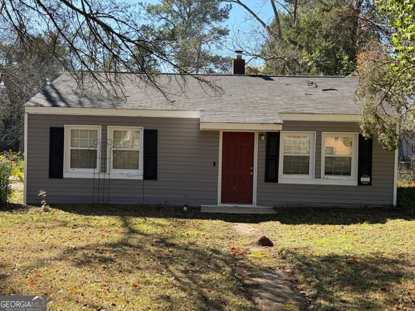 $137,500 | 207 Eaker Drive, Warner Robins, GA 31088