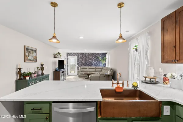 $330,000 | 1550 King Lucius Way Southeast, Bolivia, NC 28422