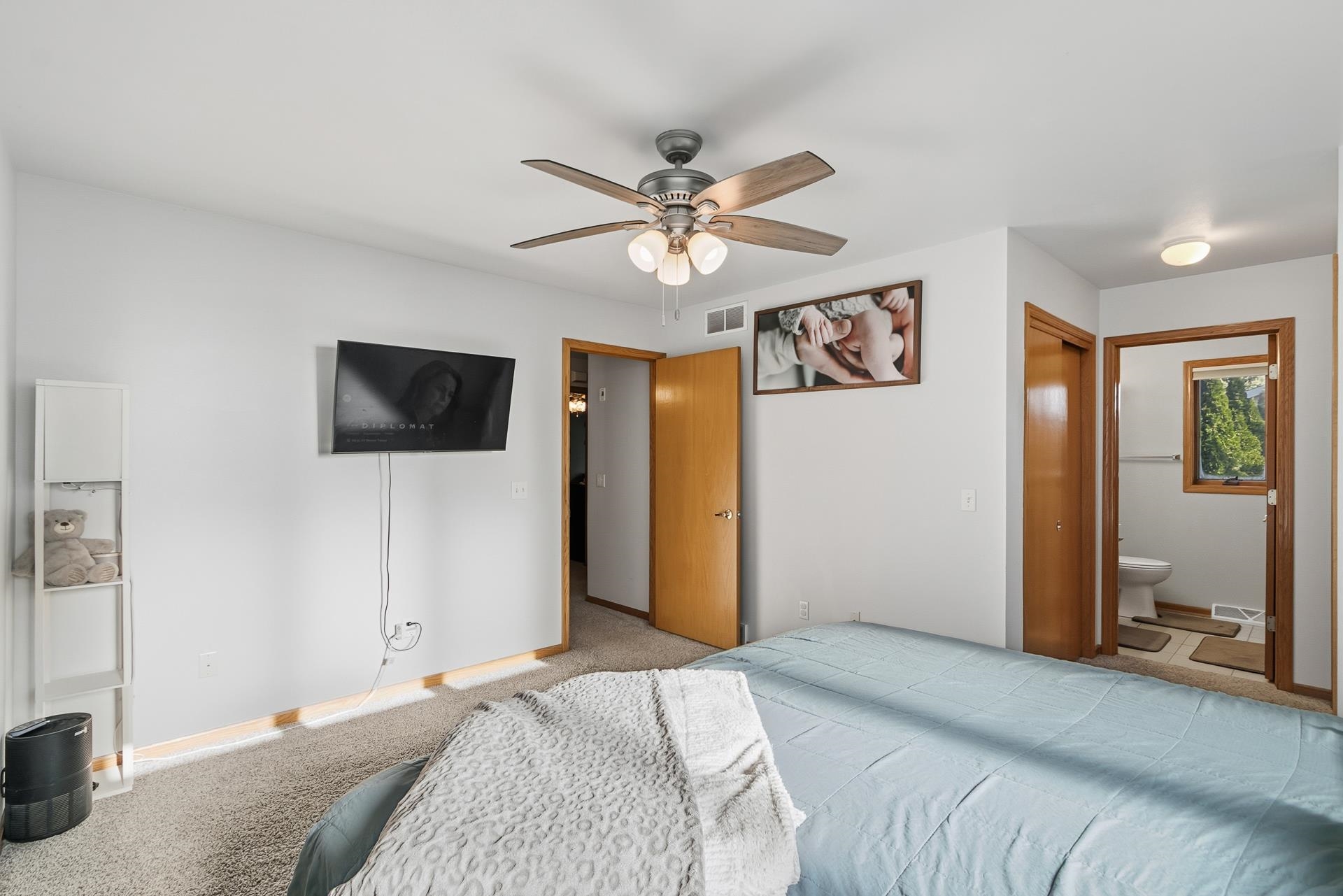 142 Roloff Court Reedsburg, WI 53959 - Photo 11 of 42