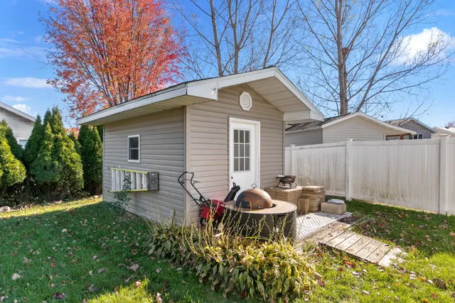 $309,900 | 142 Roloff Court, Reedsburg, WI 53959