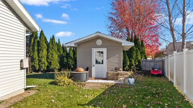 $309,900 | 142 Roloff Court, Reedsburg, WI 53959