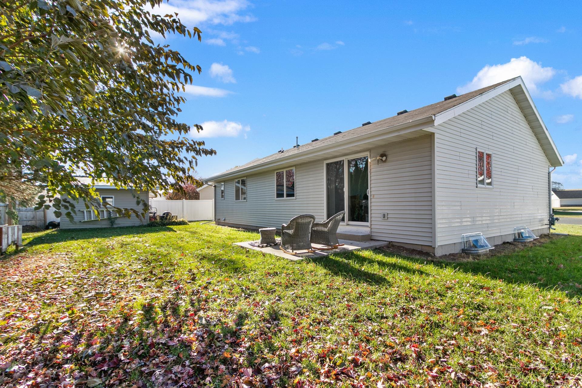 142 Roloff Court Reedsburg, WI 53959 - Photo 31 of 42