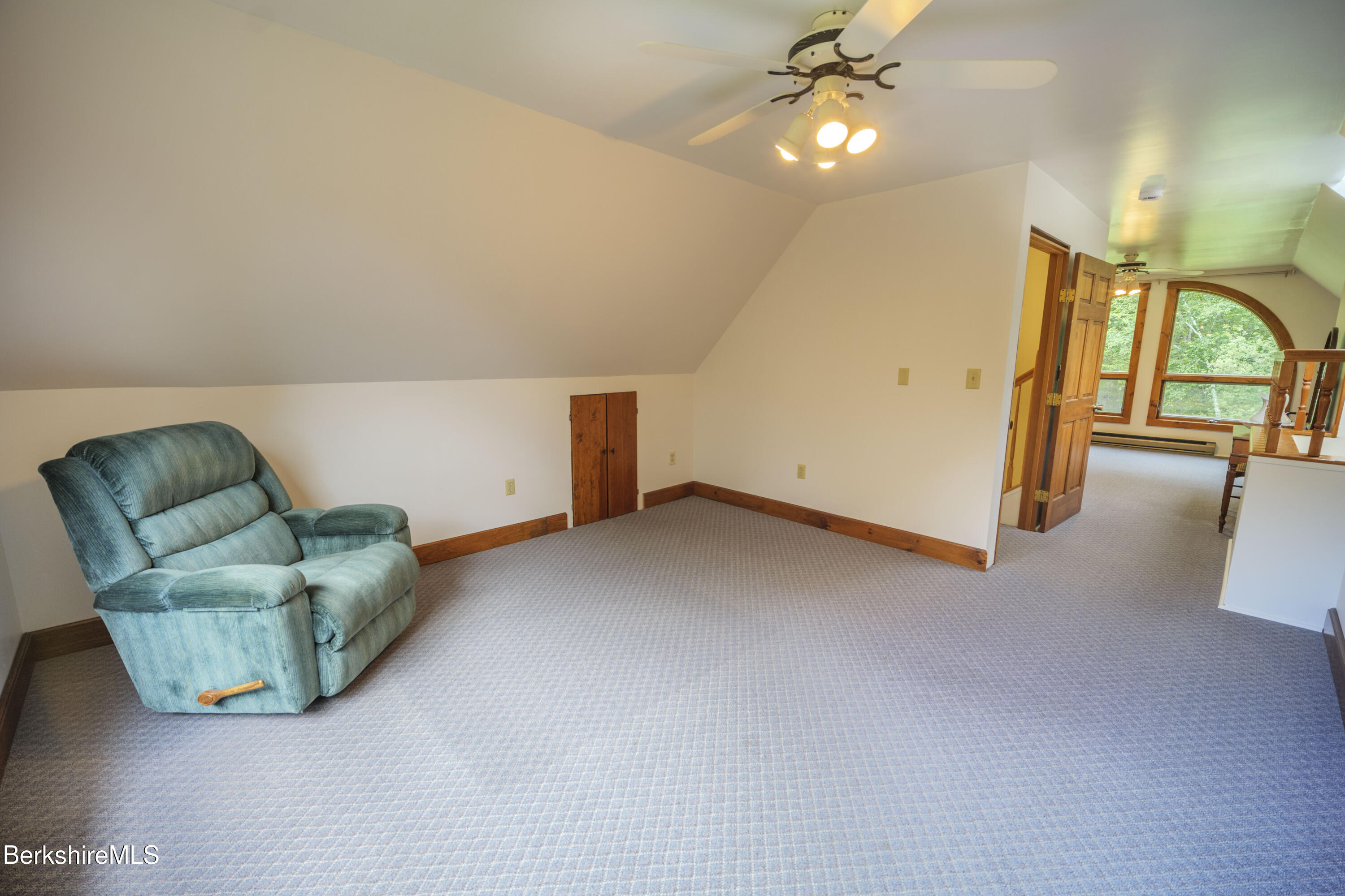 255 High St Hill Road Windsor, MA 01270 - Photo 17 of 34 Great Room