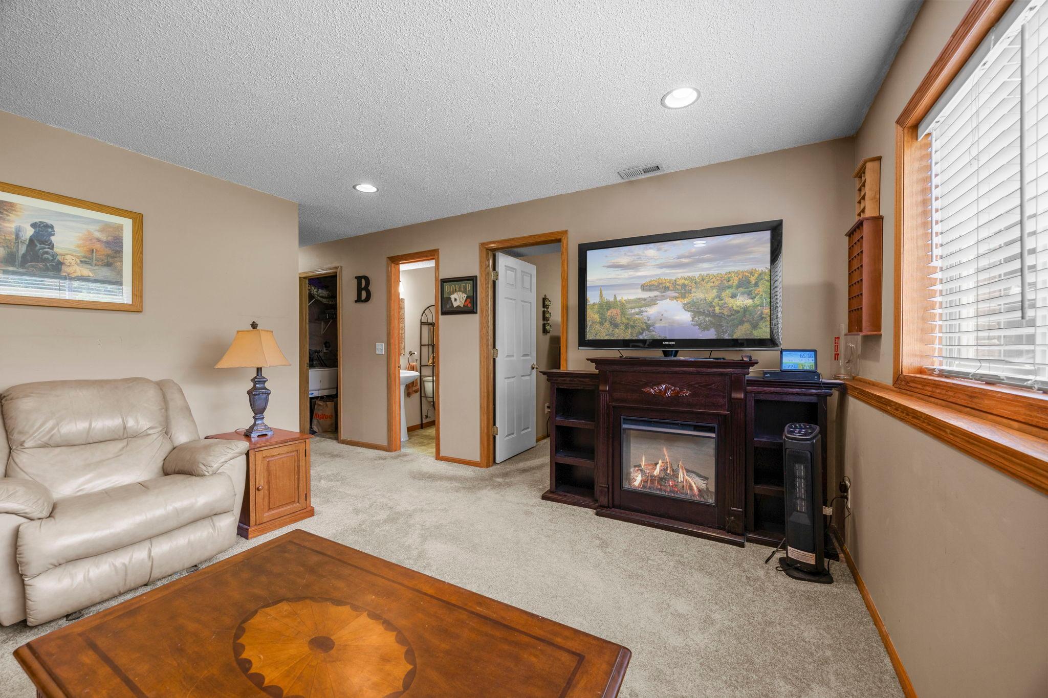 18828 Inca Avenue Lakeville, MN 55044 - Photo 15 of 24