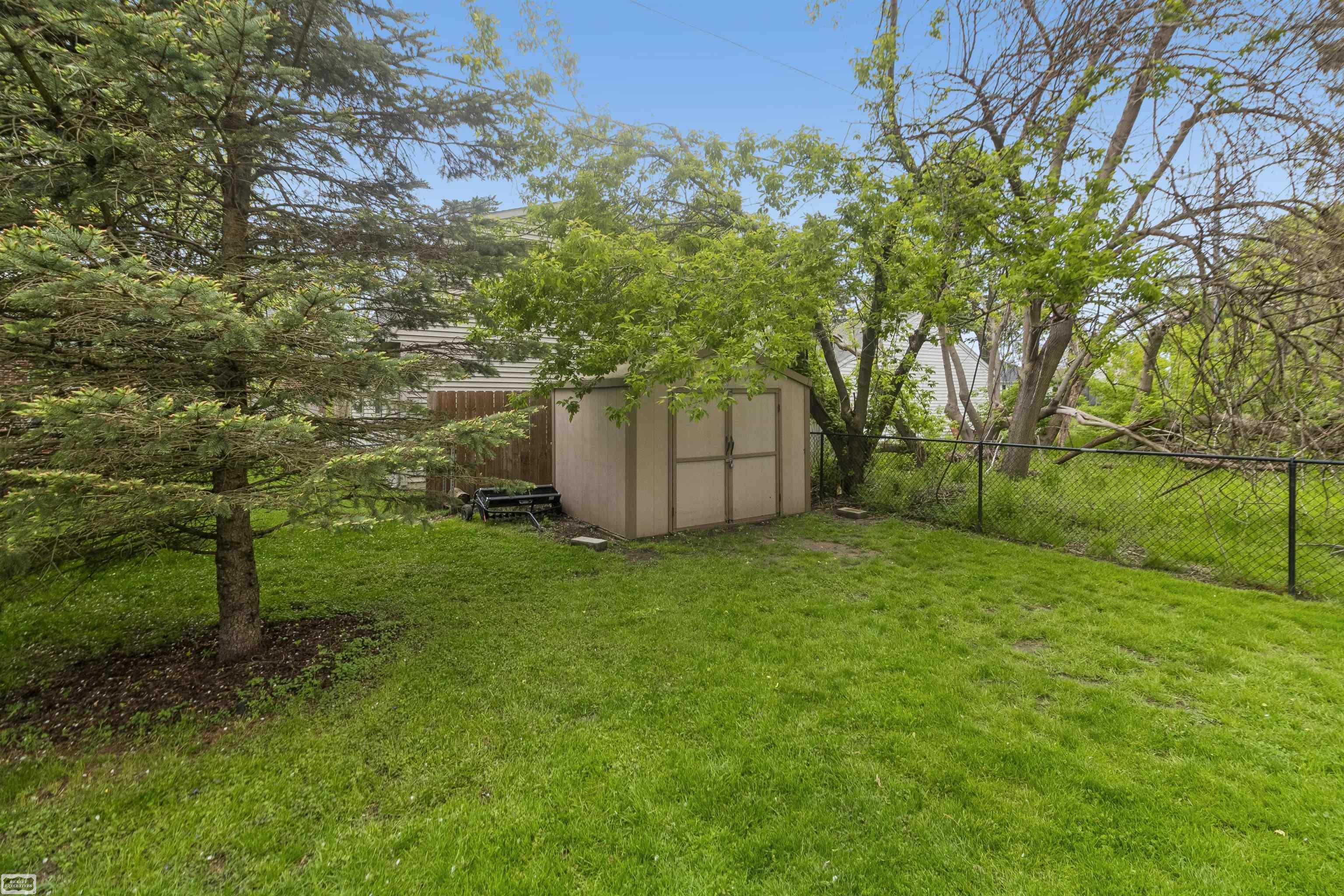 58625 Cathey Washington, MI 48094 - Photo 30 of 40