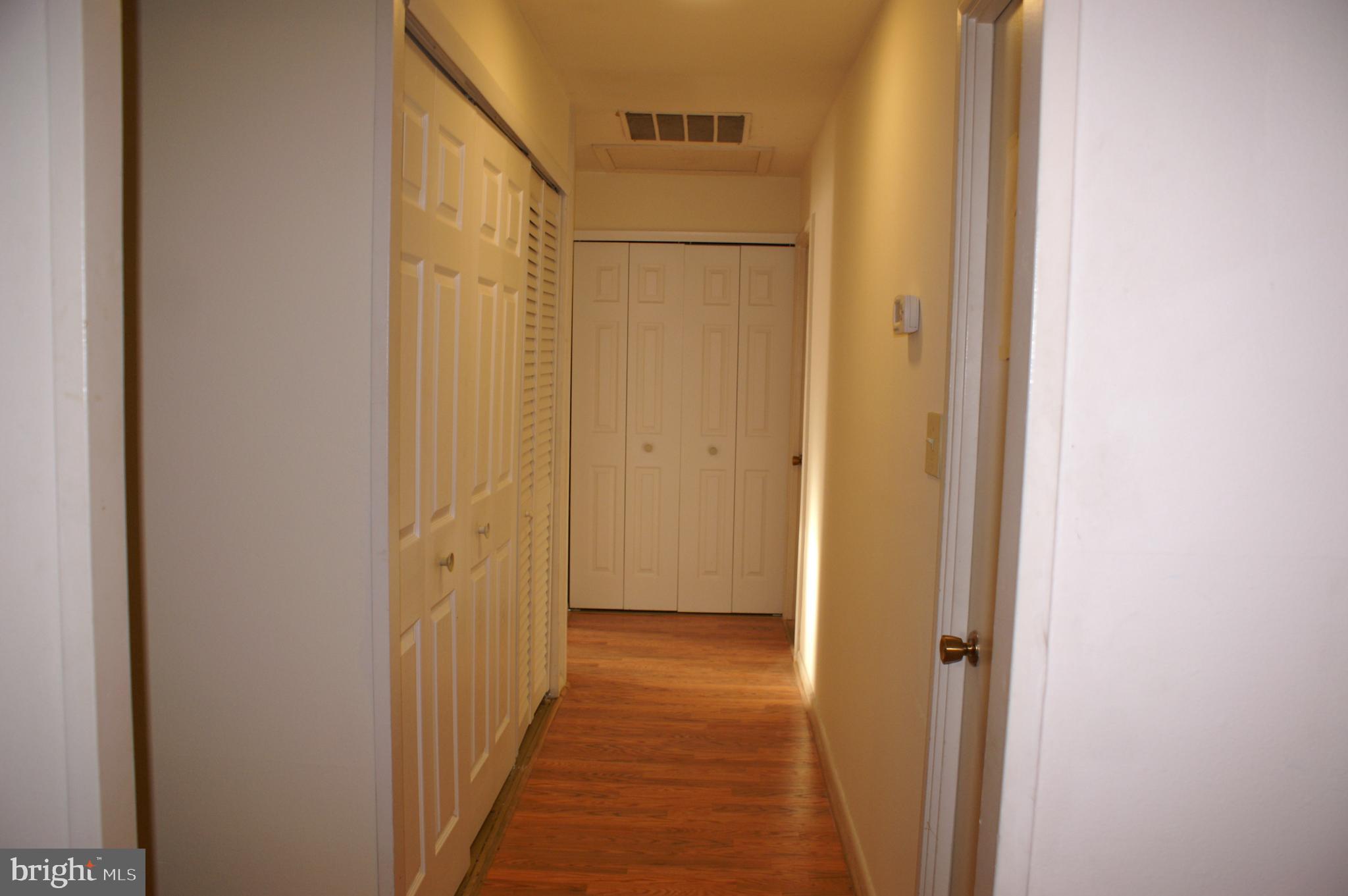 14918 Hydrus Road Silver Spring, MD 20906 - Photo 10 of 28 Gallery Image 10