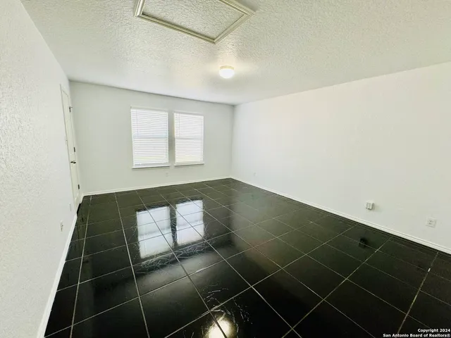 $2,295 | 12139 Patton Point, San Antonio, TX 78254