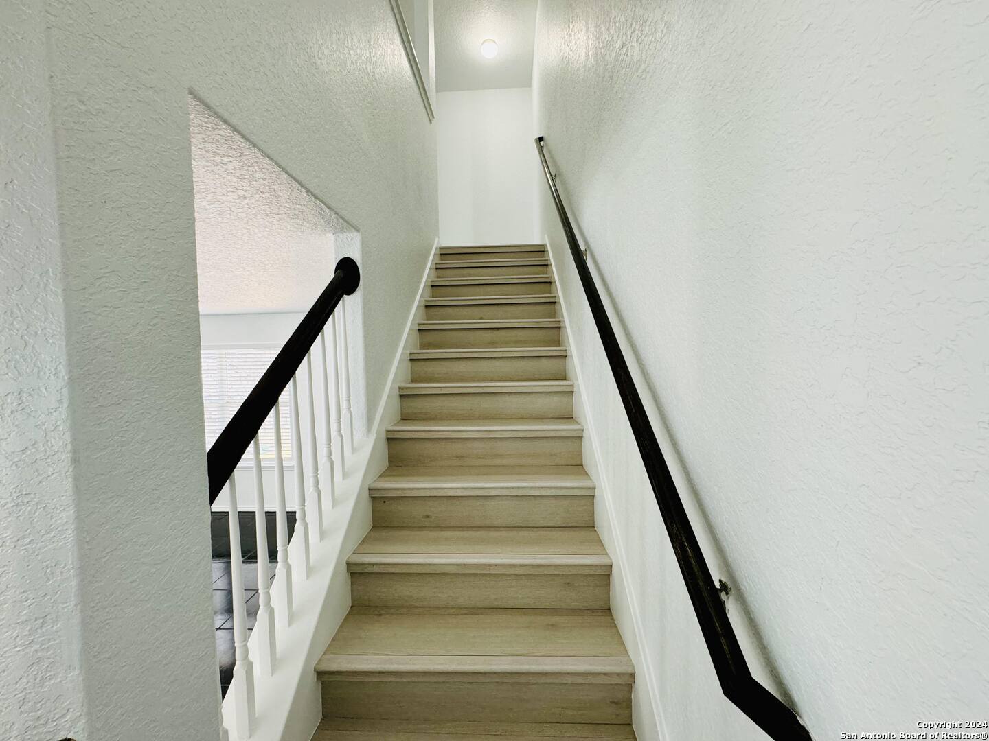 12139 Patton Point San Antonio, TX 78254 - Photo 20 of 34 a view of entryway