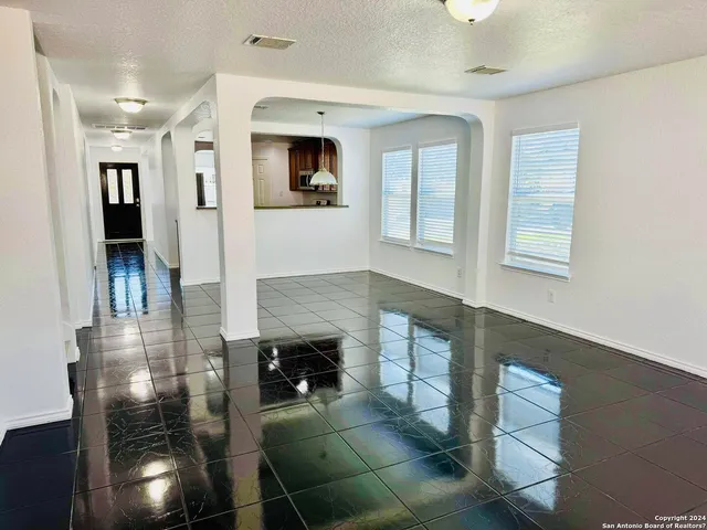 $2,295 | 12139 Patton Point, San Antonio, TX 78254