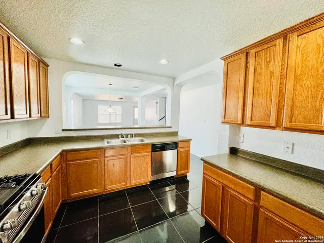 $2,295 | 12139 Patton Point, San Antonio, TX 78254