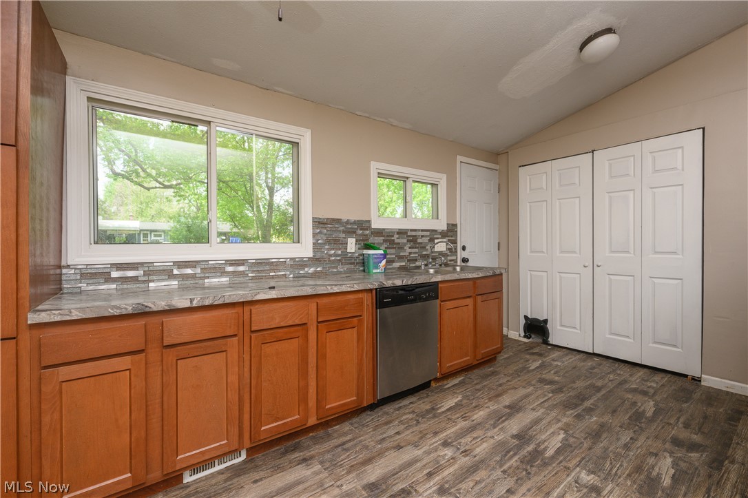 2889 Polly Road Ravenna, OH 44266 - Photo 6 of 18