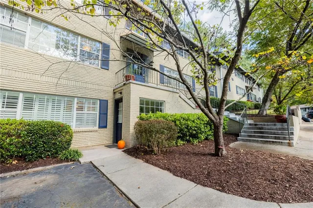 $235,000 | 1647 Briarcliff Road Northeast, Unit 9, Atlanta, GA 30306