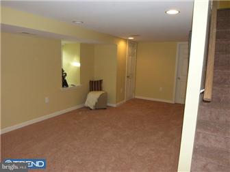 342 Amosland Road Holmes, PA 19043 - Photo 9 of 12 Gallery Image 9