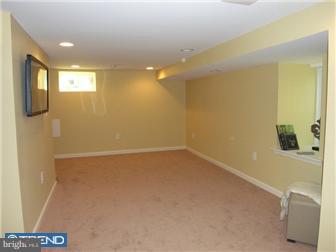 342 Amosland Road Holmes, PA 19043 - Photo 10 of 12 Gallery Image 10