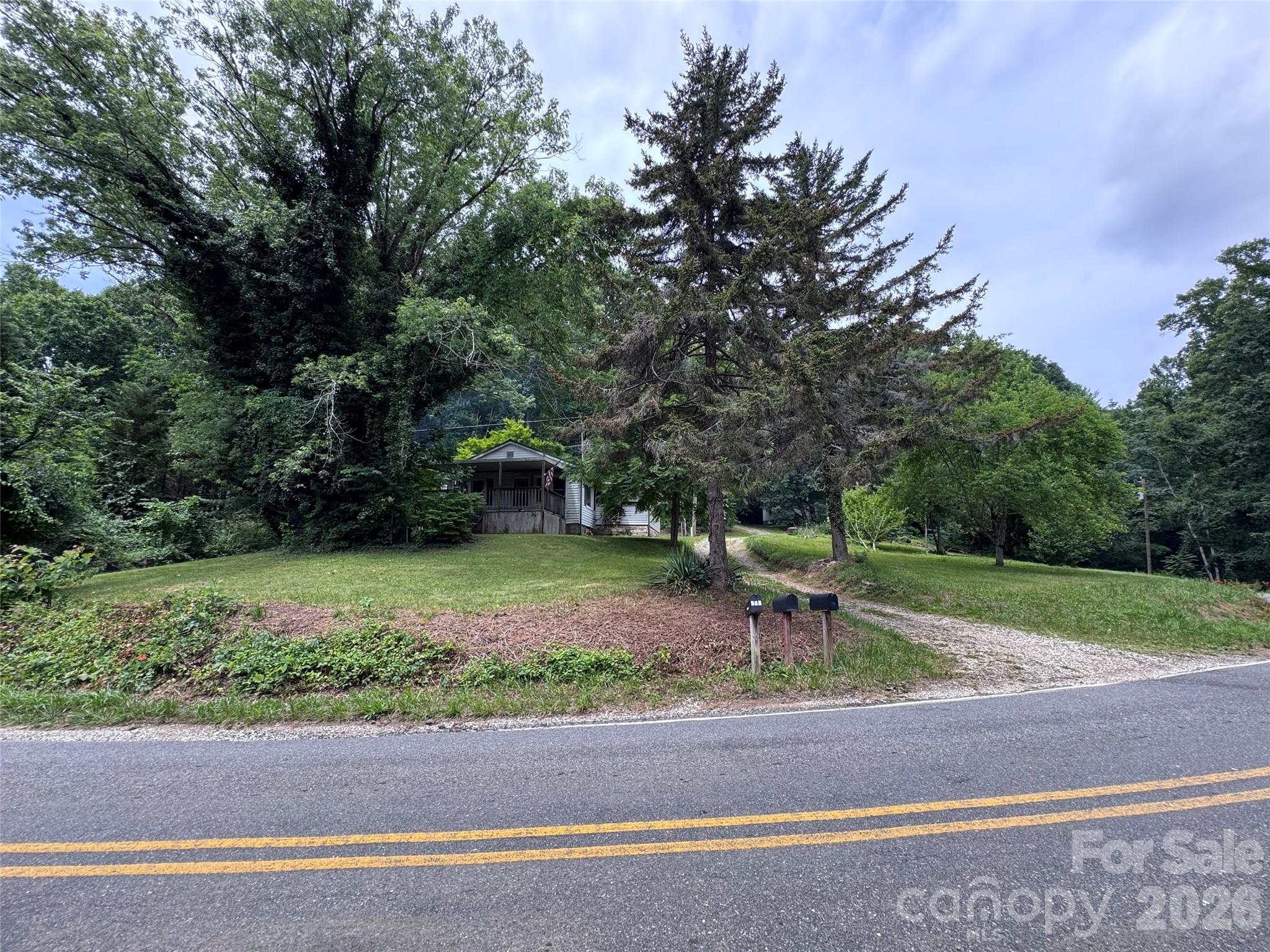 400 Sharon Road Fairview, NC 28730 - Photo 28 of 39