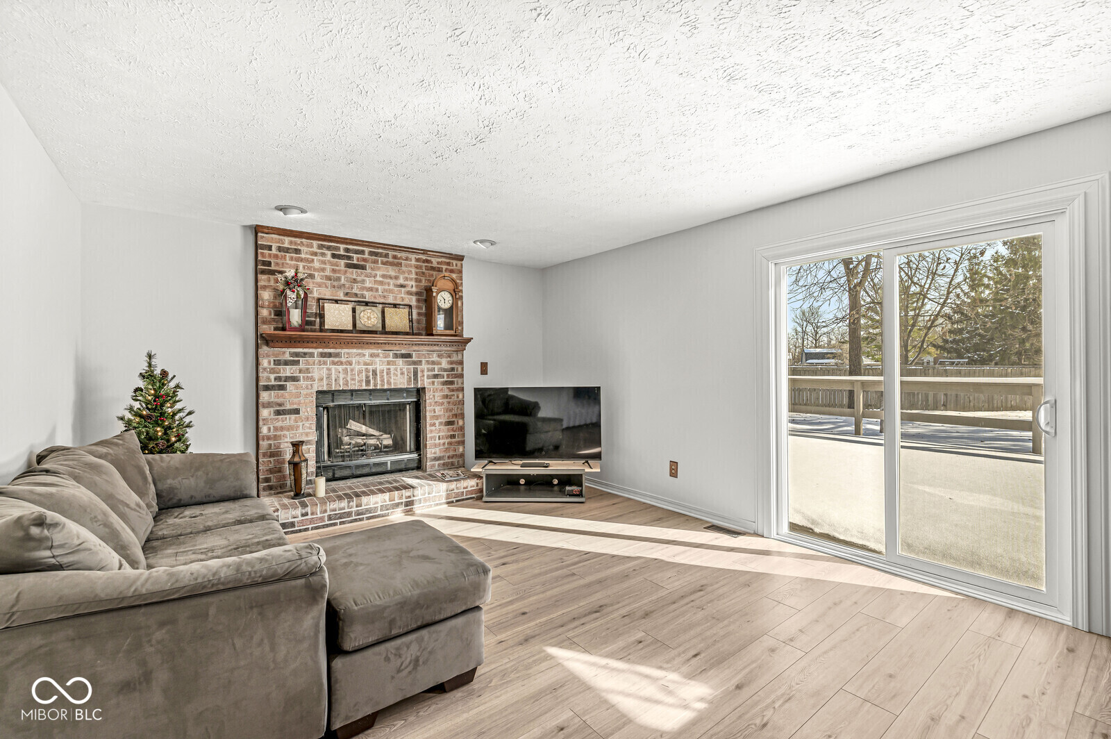 14815 Wheatfield Lane Carmel, IN 46032 - Photo 13 of 43