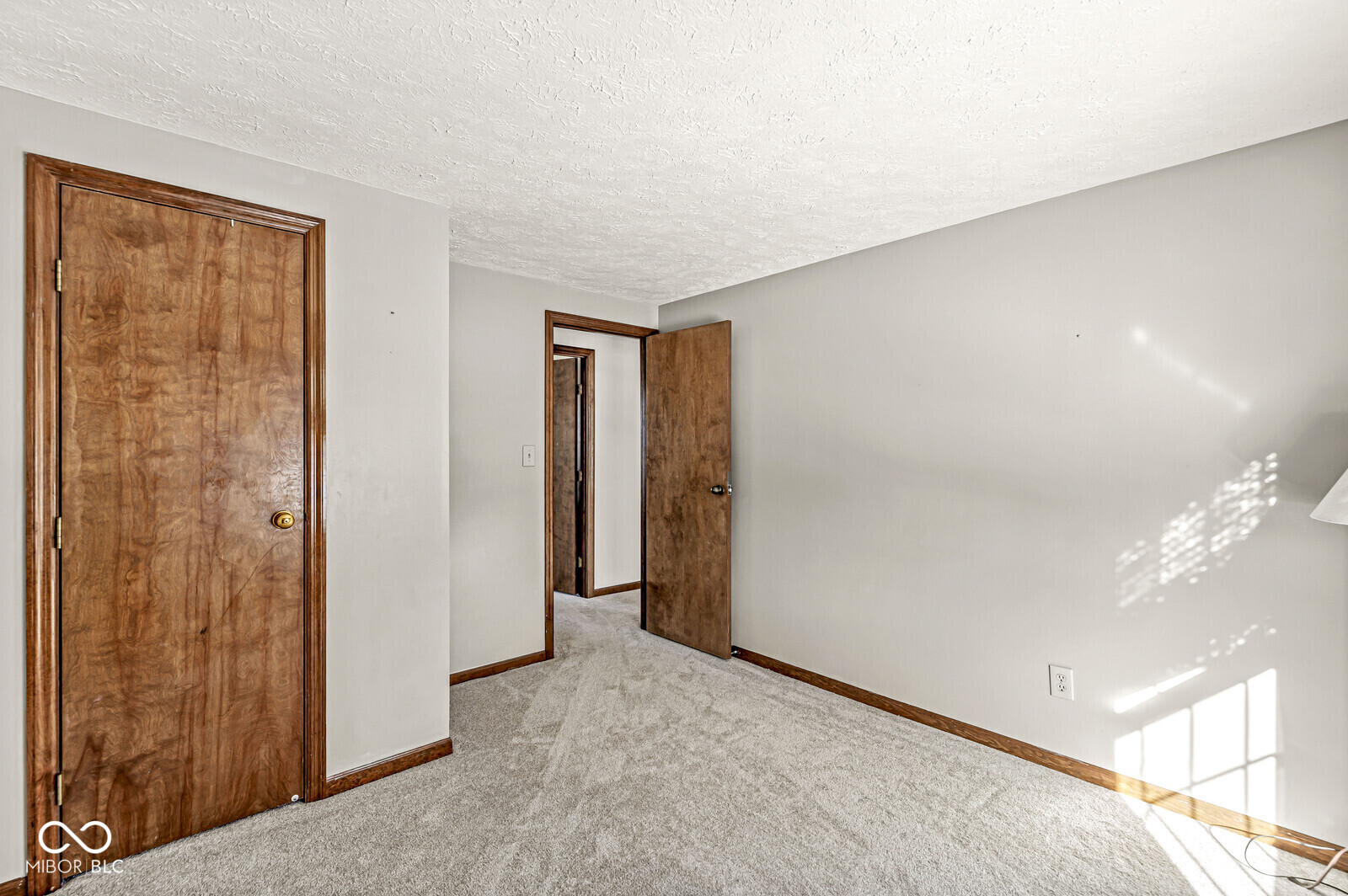 14815 Wheatfield Lane Carmel, IN 46032 - Photo 32 of 43