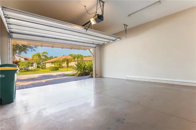 $4,100 | 13515 Cambridge Lane, Naples, FL 34109