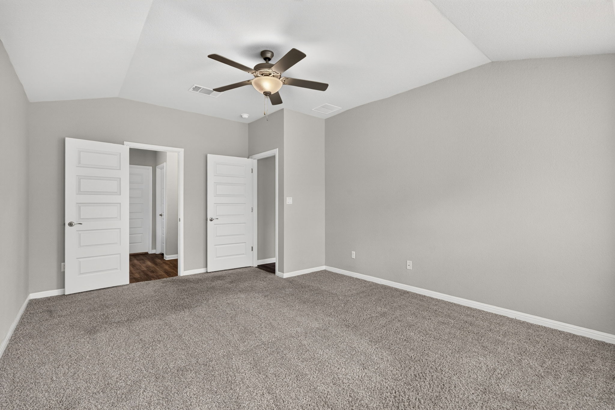228 El Capitan Loop Dripping Springs, TX 78620 - Photo 11 of 24