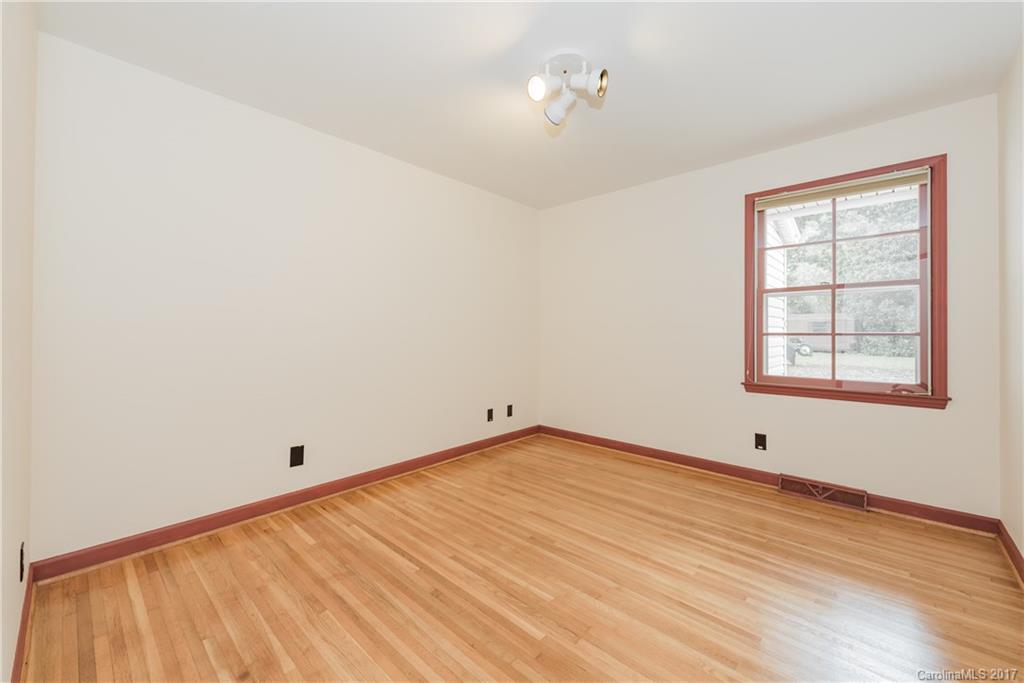 5423 Londonderry Road Charlotte, NC 28210 - Photo 8 of 16